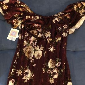 NWT LuLaRoe Cici Maroon Floral Velvet